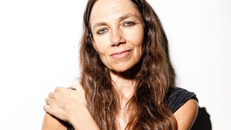 Justine Bateman Critiques Donald Trump’s Influence on Society